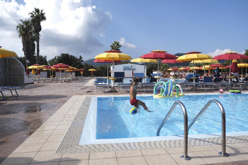 فندق Torre Del Porticciolo Camping  Village  Gampling