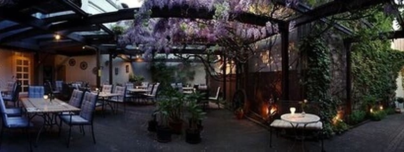 Пансион Adler Gaststube Hotel Biergarten