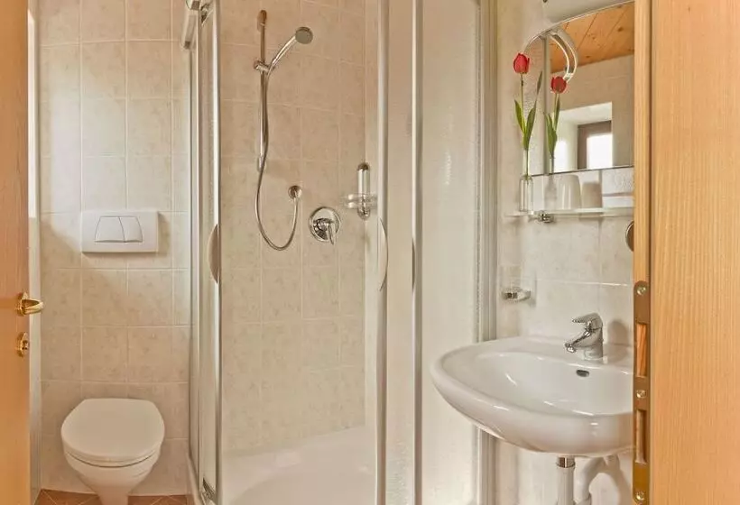 پانسیون Haus Rottensteiner