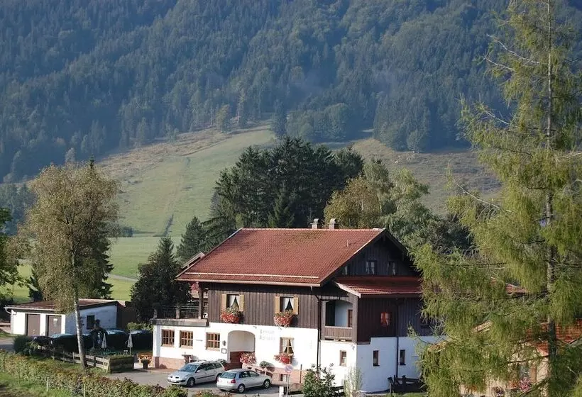 Aamiaismajoitus (B&B) Gasthaus Aiplspitz