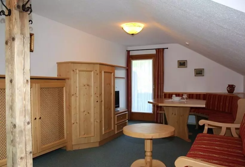 Aamiaismajoitus (B&B) Gasthaus Aiplspitz