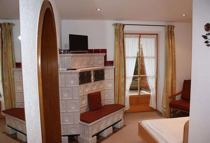 Aamiaismajoitus (B&B) Gasthaus Aiplspitz