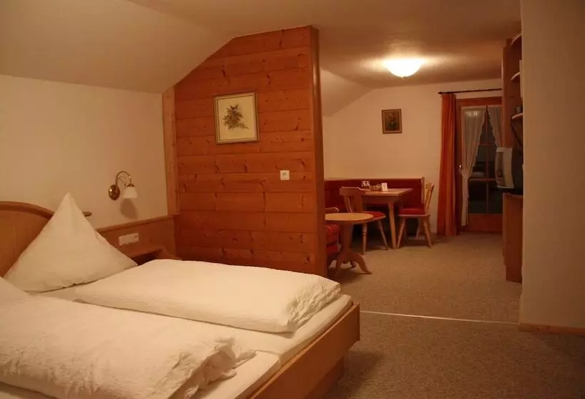 Aamiaismajoitus (B&B) Gasthaus Aiplspitz