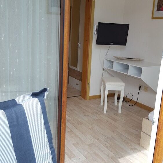 ベッドアンドブレックファースト Pension Jägerstieg