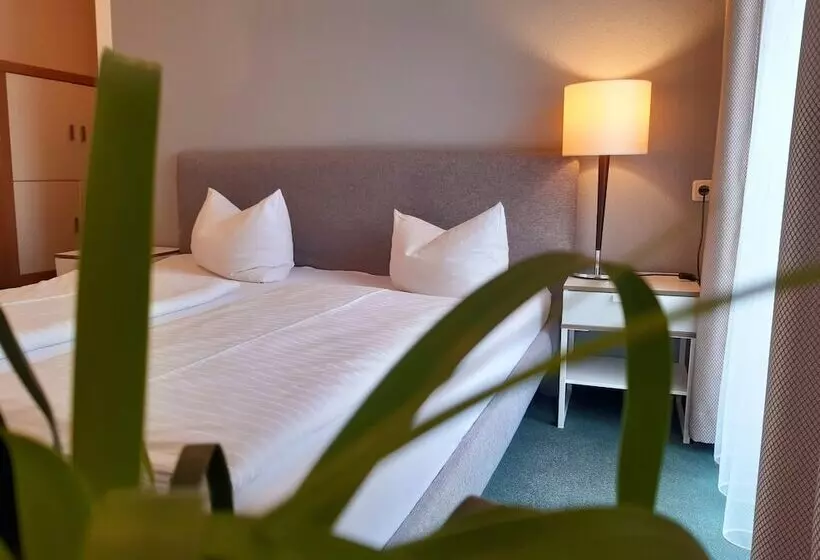 تختخواب و صبحانه Pension Marlis