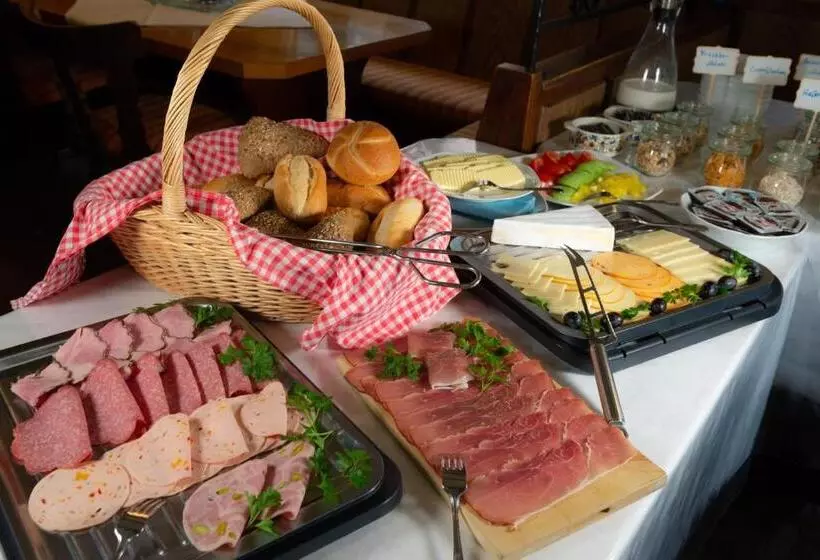 Goldener Schwan Hotel Garni