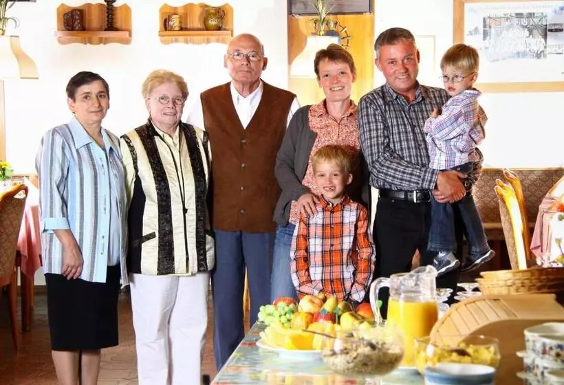 Goldener Schwan Hotel Garni