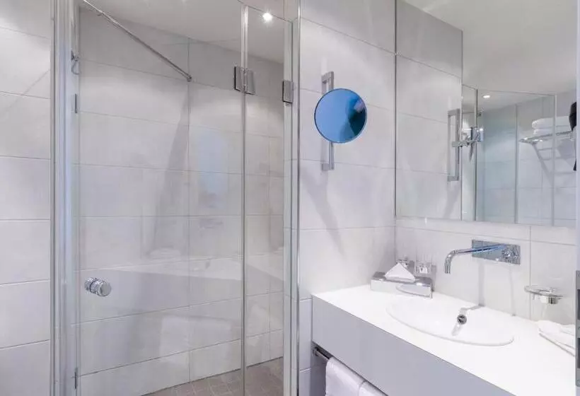 هتل Adler   Weil Am Rhein