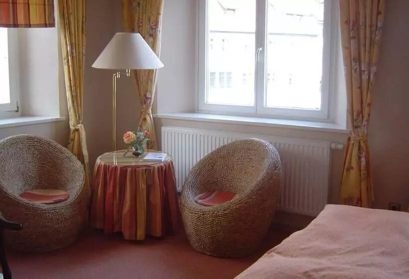 Отель Alte Post