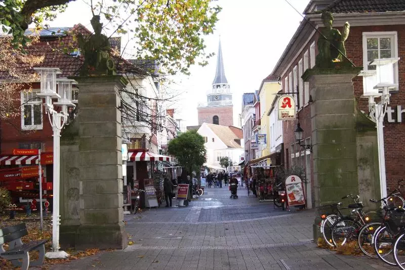 酒店 Am Schloss Aurich