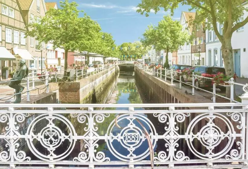 Отель Am Stadtpark