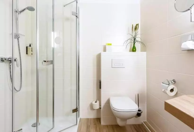 Отель Am Stadtpark