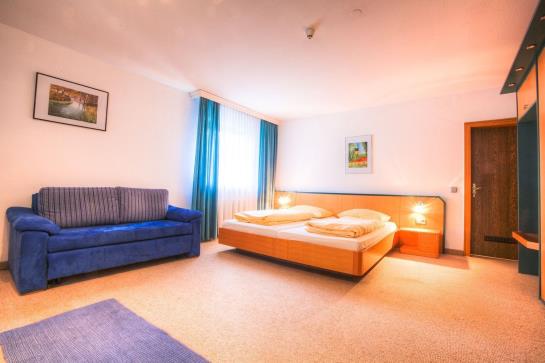 ホテル Barfuesser