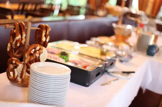 ホテル Barfuesser