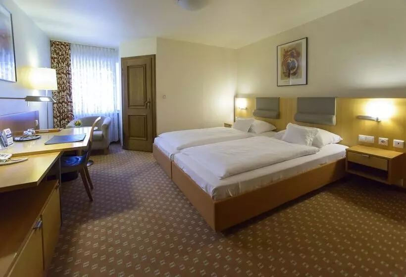 Baumhove Hotel Restaurant Am Markt