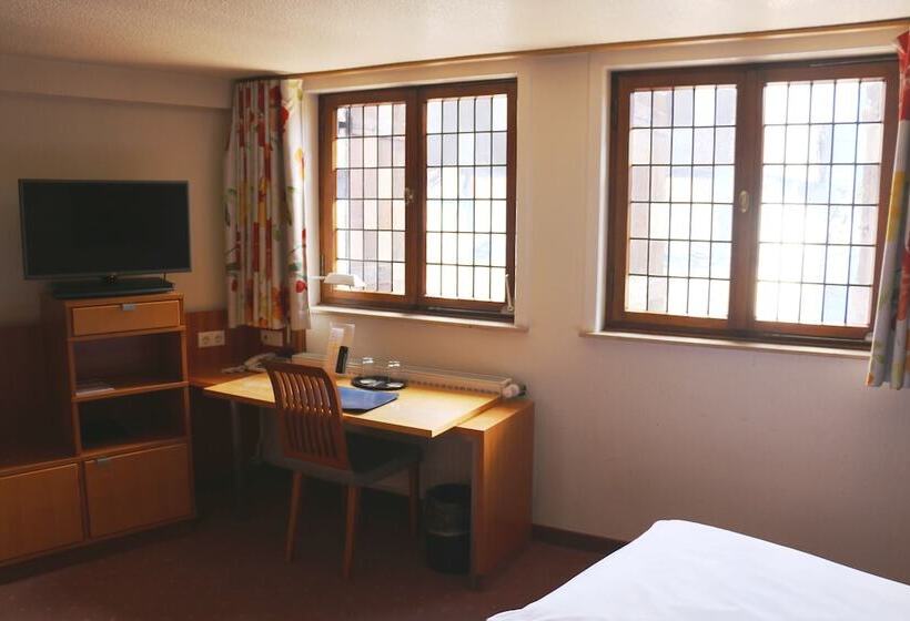 Baumhove Hotel Restaurant Am Markt