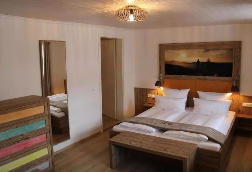 Отель Bayerische Gastwirtschaft Dimpfl Stadl