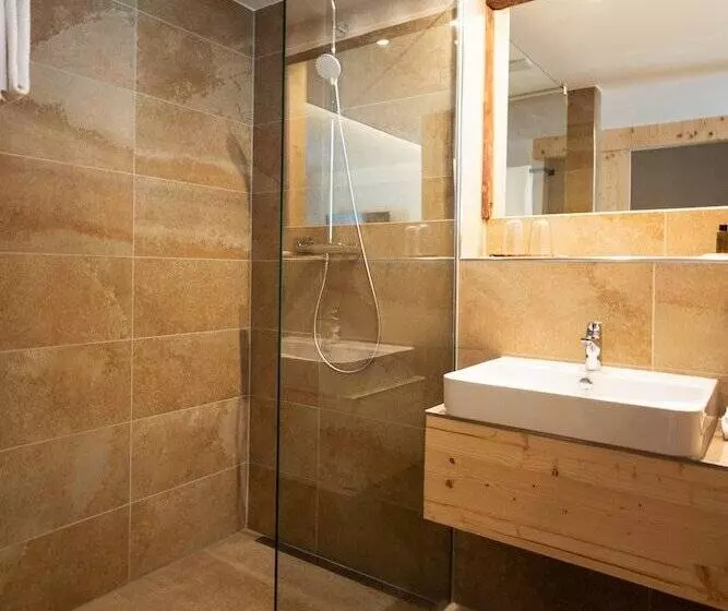 ホテル Der Postwirt