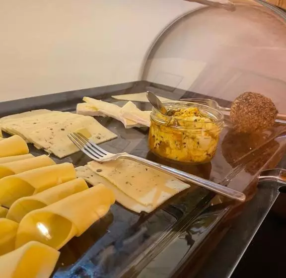 Отель Detmolder Hof