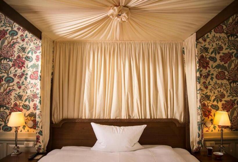 酒店 Detmolder Hof