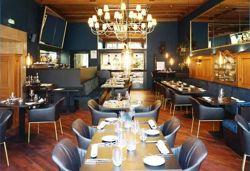 Отель Detmolder Hof