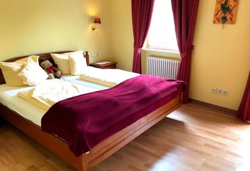 Отель Garni Wiestor