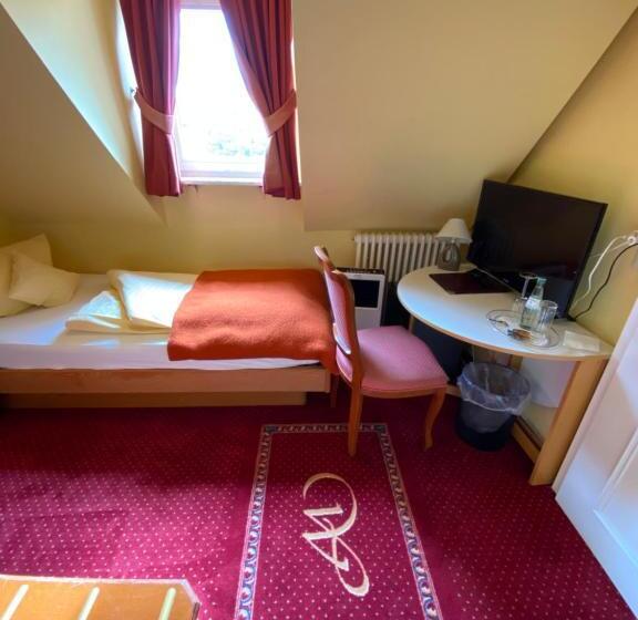 ホテル Garni Wiestor