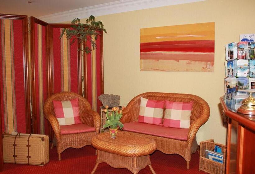 ホテル Garni Wiestor