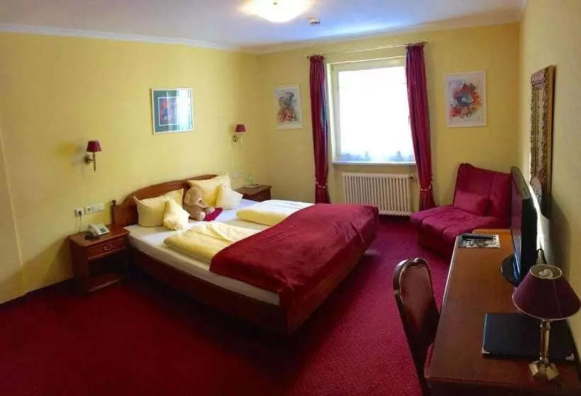 Отель Garni Wiestor