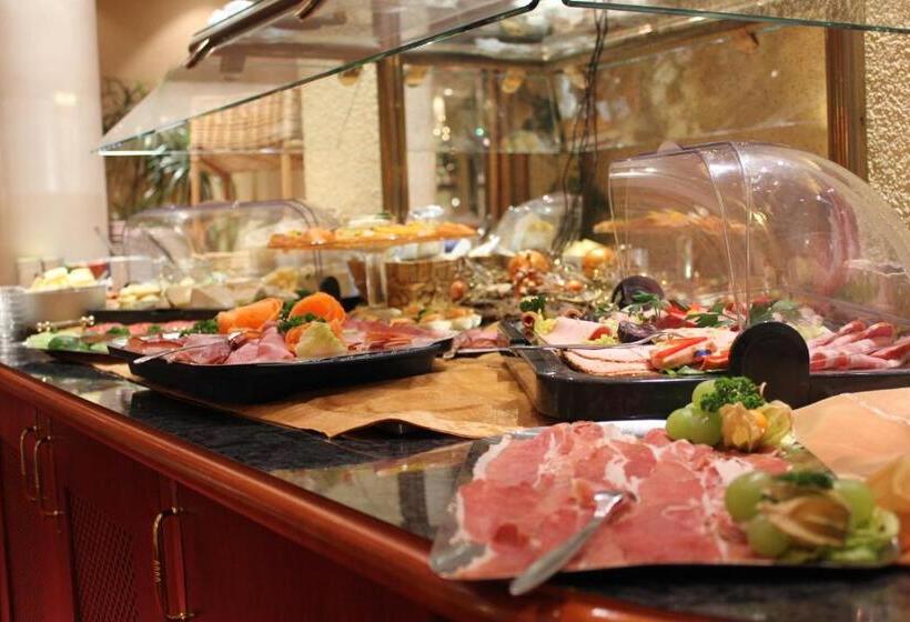 ホテル Garni Wiestor