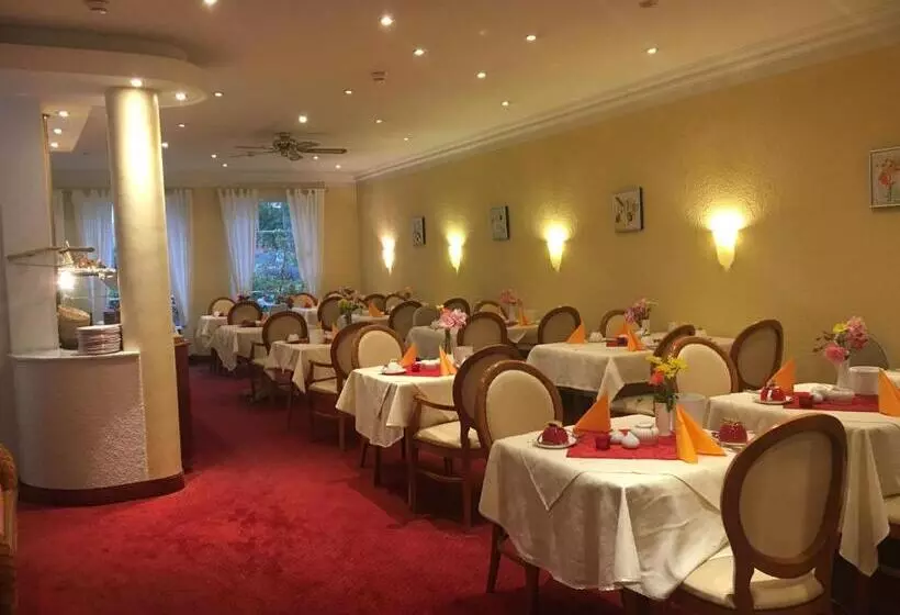 Отель Garni Wiestor