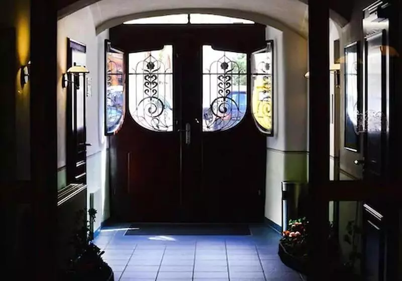 酒店 Goldener Adler