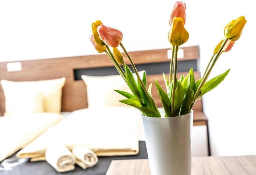 Hotel Jägerhaus In Singen Am Hohentwiel