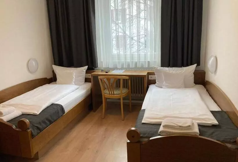 Отель Jägerhaus In Singen Am Hohentwiel