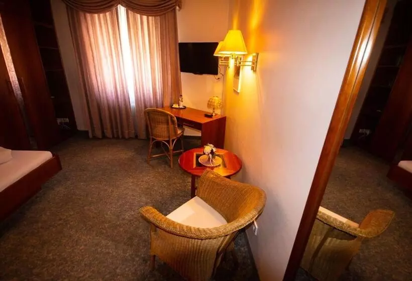 酒店 Kaiserstühler Hof