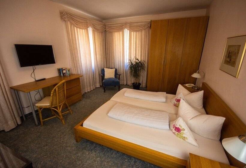 호텔 Kaiserstühler Hof