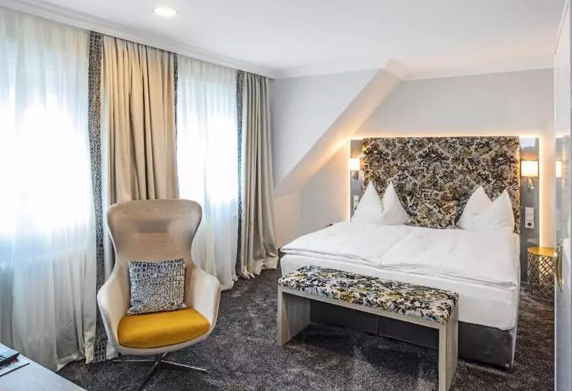 ホテル Menge An Der Schlacht