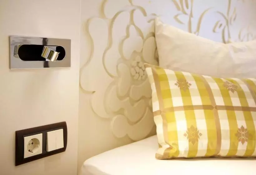 ホテル Menge An Der Schlacht