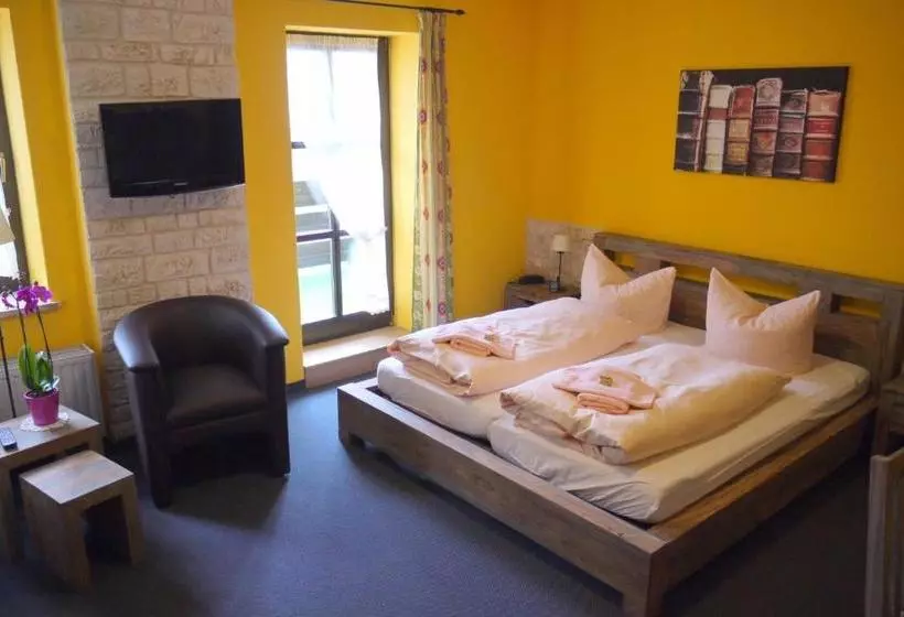 Parkhotel Schwarzenberg   Garni