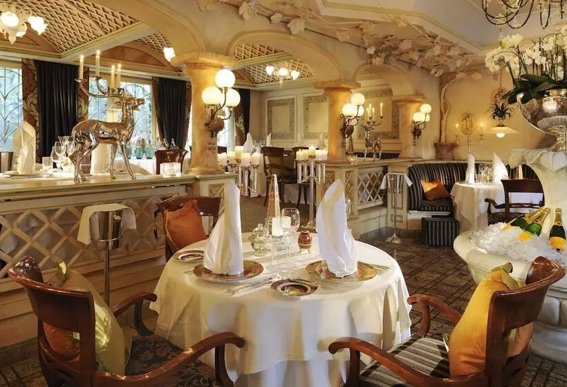 Отель Relais & Châteaux Jagdhof Glashütte