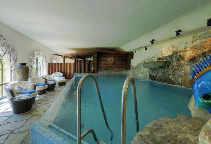 Отель Relais & Châteaux Jagdhof Glashütte