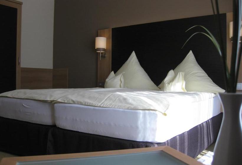 هتل Sankt Maximilian