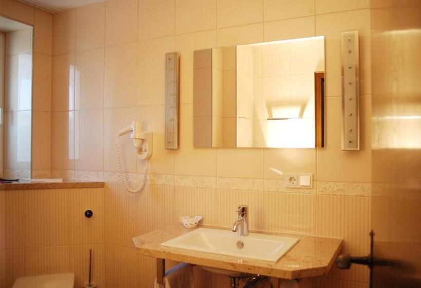 هتل Sankt Maximilian