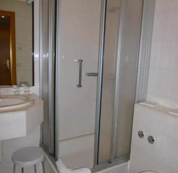 هتل Schwarzwald Gasthof Rößle