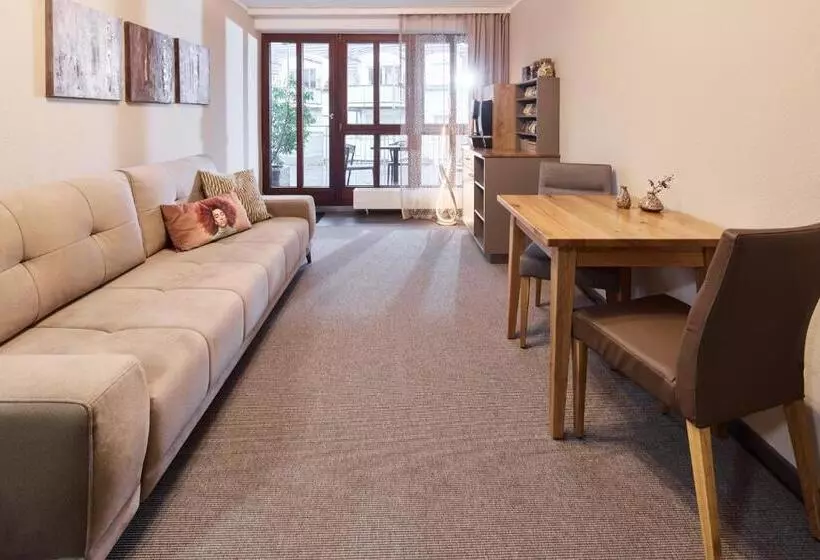 Отель Zu Den Drei Kronen