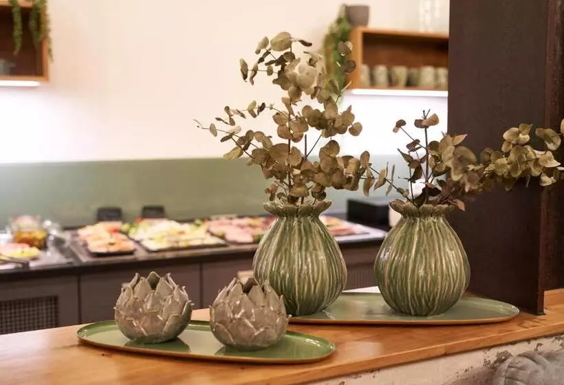 Отель Zu Den Drei Kronen