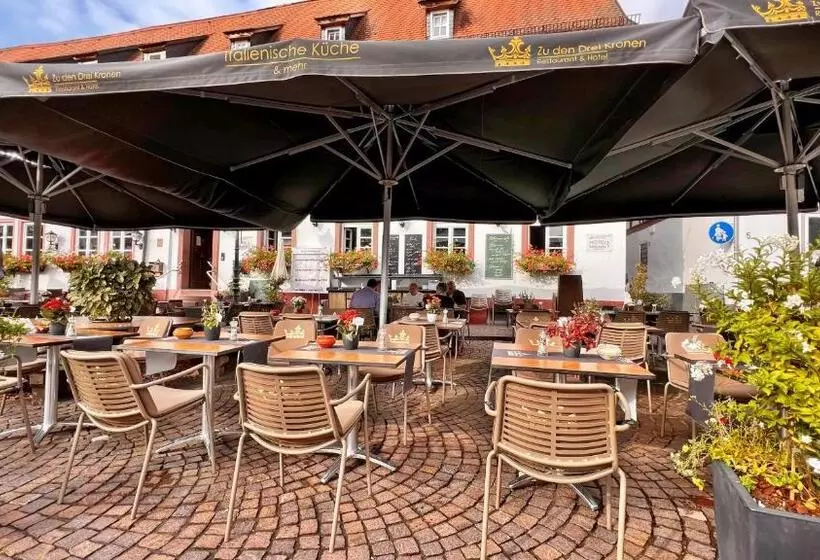 בית מלון כפרי Zu Den Drei Kronen