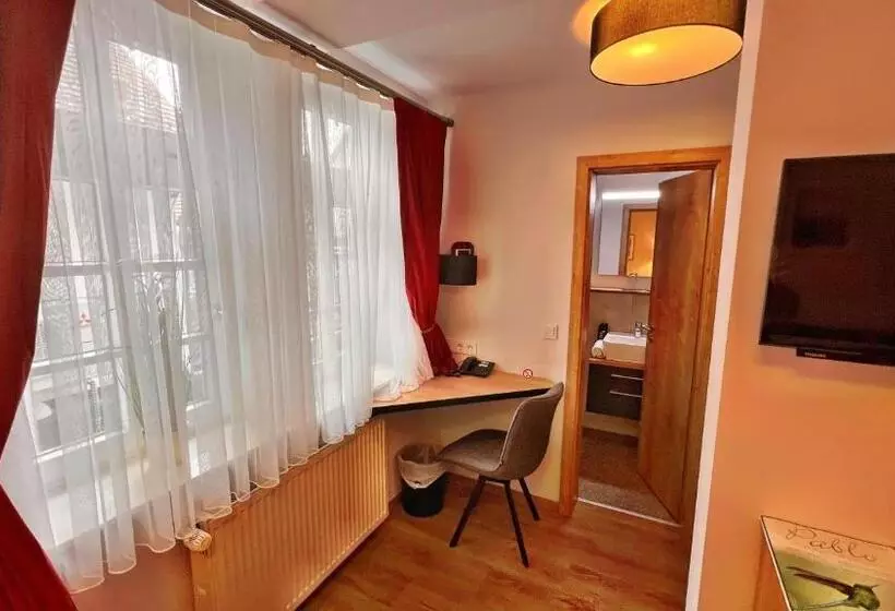 בית מלון כפרי Zu Den Drei Kronen