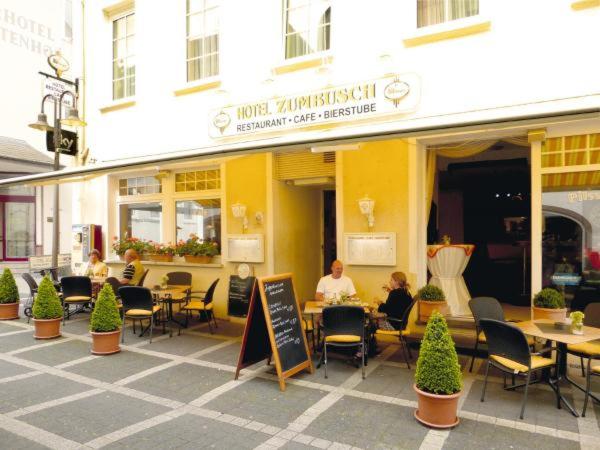 בית מלון כפרי Restaurant Zumbusch