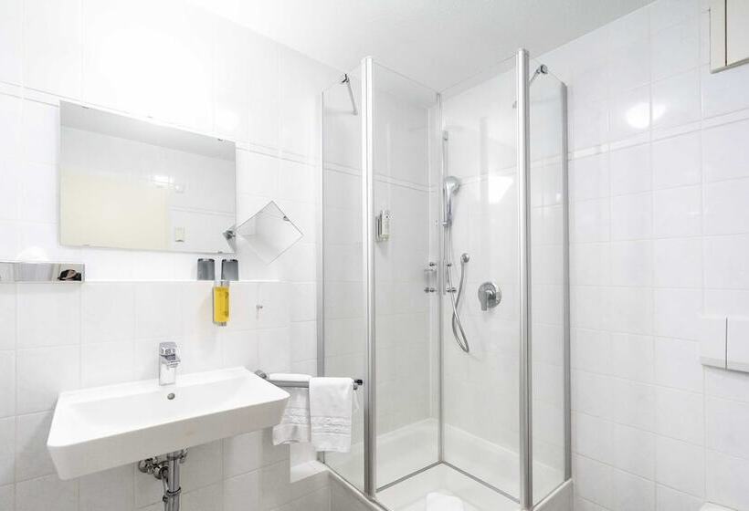 Pensão & Gasthaus Löwen